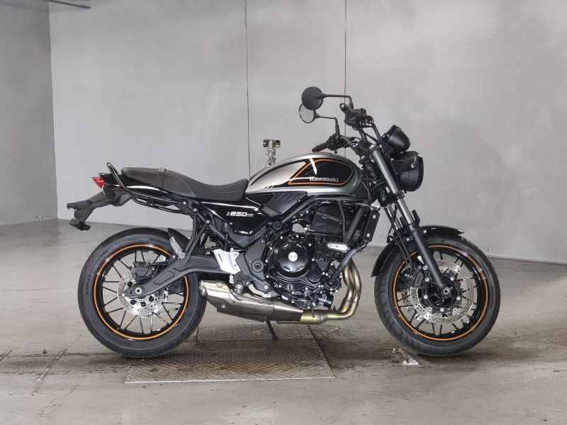Kawasaki Z650RS 2022