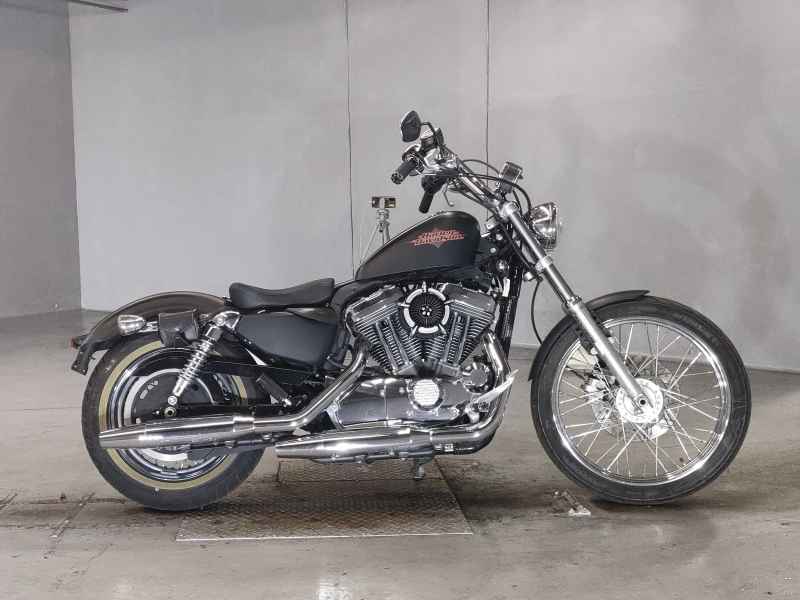 Harley-Davidson Sportster Seventy-Two XL1200V 2013