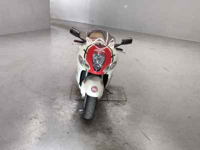 Suzuki Hayabusa 2000