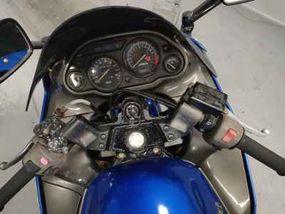 Kawasaki ZZR400 2003