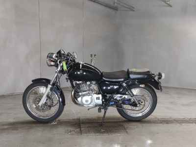 Suzuki ST250