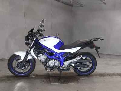Suzuki Gladius SFV400 2018