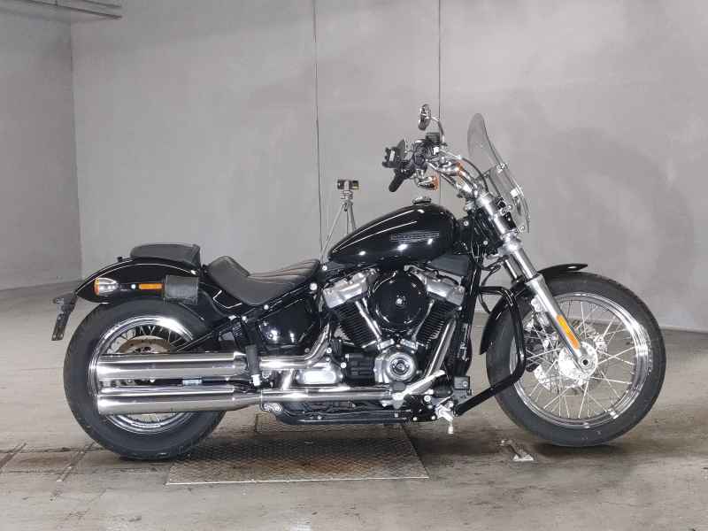 Harley-Davidson Softail FXST107 2020