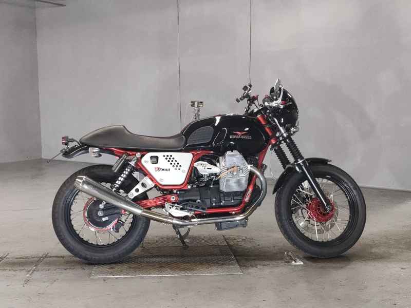Moto Guzzi V7 Racer 2015