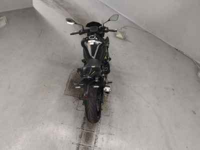 Kawasaki Z900 2021