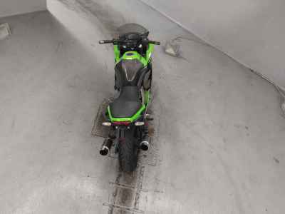 Kawasaki Ninja 400R 2012