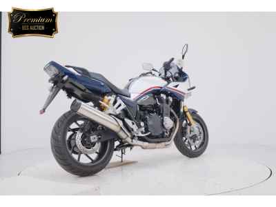 Honda CB1300 Super Boldor 2022