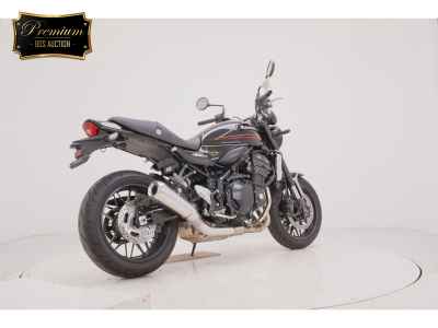 Kawasaki Z900RS 2023