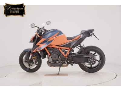 KTM 1290 Super Duke R 2021