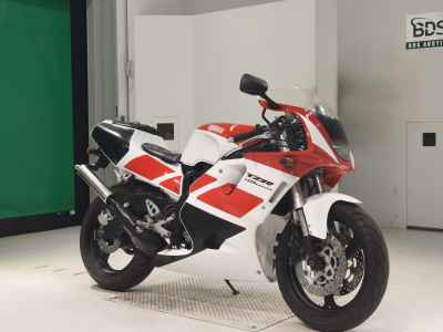Yamaha TZR250