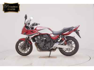 Honda CB400 Super Boldor 2020
