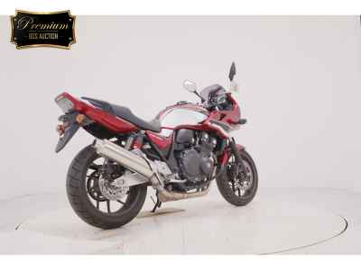 Honda CB400 Super Boldor 2020