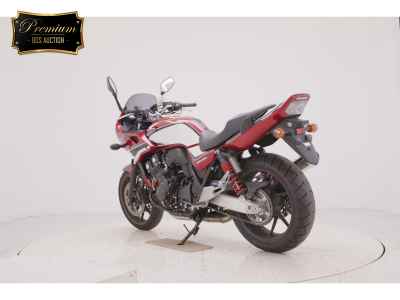Honda CB400 Super Boldor 2020