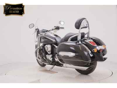 Kawasaki Vulcan 1700 Classic Tourer 2011