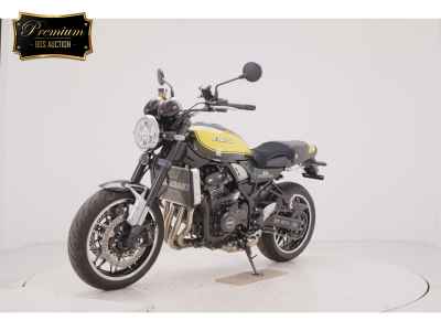 Kawasaki Z900RS 2024