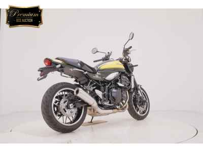 Kawasaki Z900RS 2024