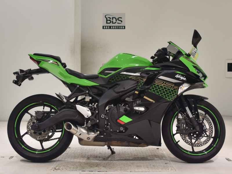 Kawasaki Ninja ZX-25R KRT 2020
