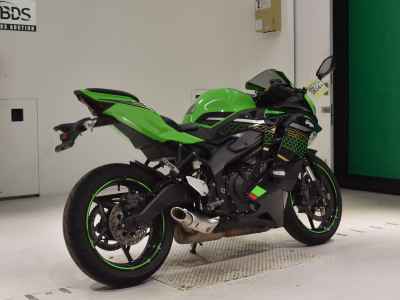 Kawasaki Ninja ZX-25R KRT 2020