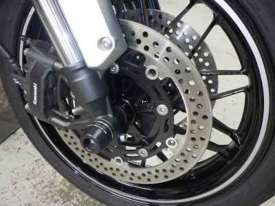 Kawasaki Z900RS 2024