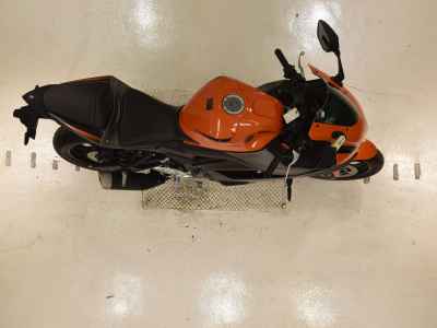 Yamaha YZF-R25 2022