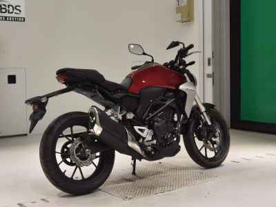 Honda CB250R 2018