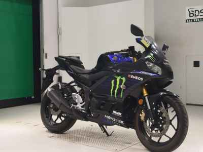 Yamaha YZF-R25 2020