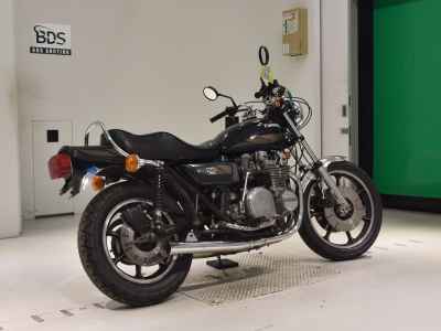 Kawasaki KZ1000 2023