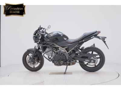 Suzuki SV650X 2022