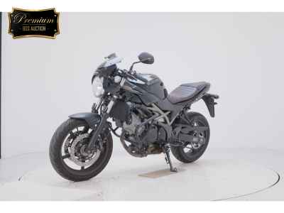 Suzuki SV650X 2022