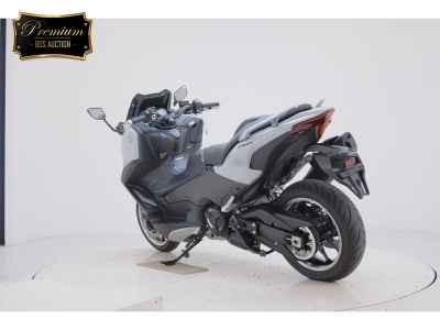 Yamaha TMAX 560T 2025