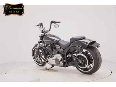 Harley-Davidson Breakout FXBRS114 2022