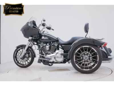 Harley-Davidson FLTRT114 2023