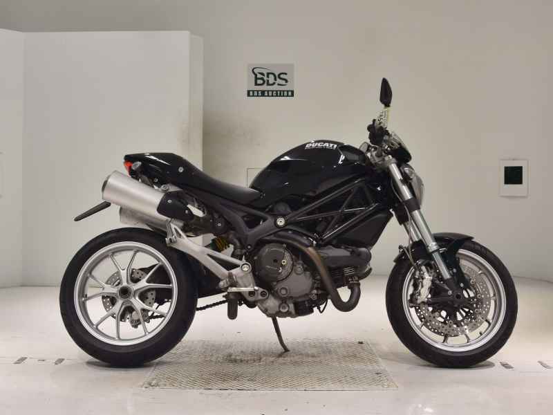 Ducati Monster 1100 2012