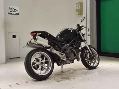 Ducati Monster 1100 2012