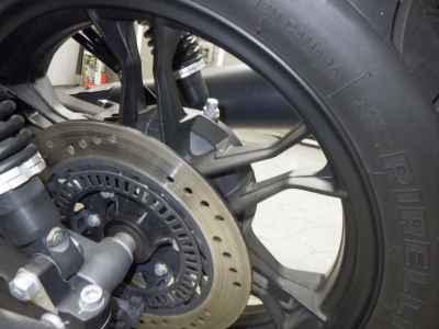Moto Guzzi V7 III Stone 2021