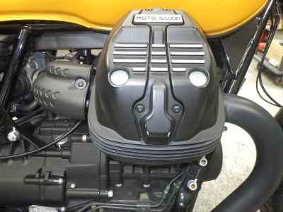Moto Guzzi V7 III Stone 2021