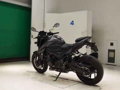 Suzuki GSX-S750 2018