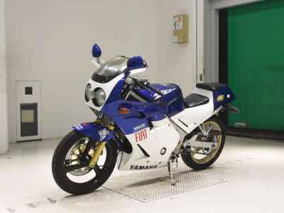 Yamaha FZR250