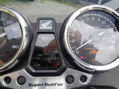 Honda CB400SF 2020
