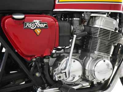 Honda CB750F 2021