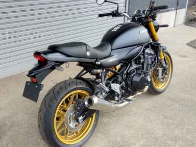 Kawasaki Z900RS SE 2025