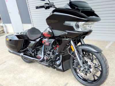 Harley-Davidson CVO Road Glide ST 2024