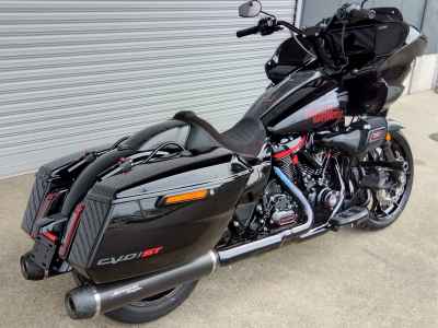 Harley-Davidson CVO Road Glide ST 2024