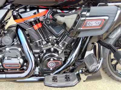 Harley-Davidson CVO Road Glide ST 2024