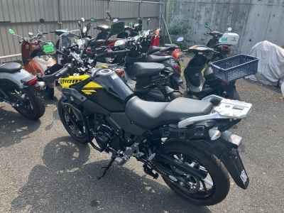 Suzuki GSR250