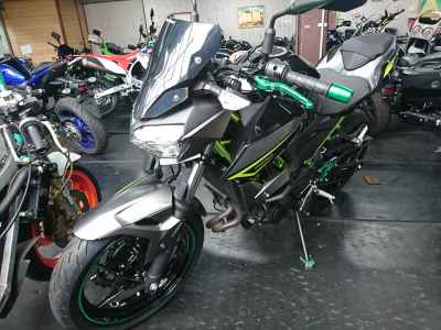 Kawasaki Z400 2024