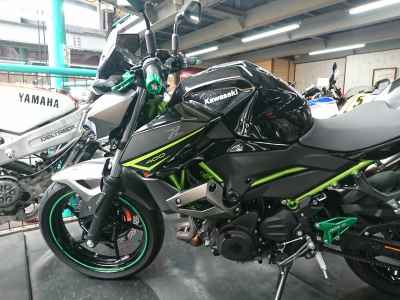 Kawasaki Z400 2024