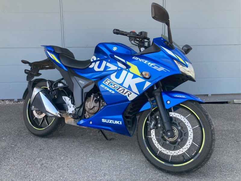 Suzuki Gixxer 250SF