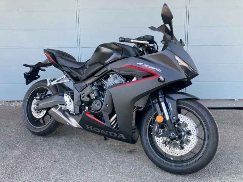 Honda CBR650R 2025