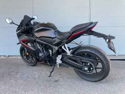 Honda CBR650R 2025